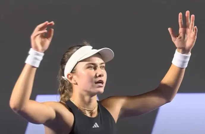 Iva jovic: What makes  a rising star in tennis?
