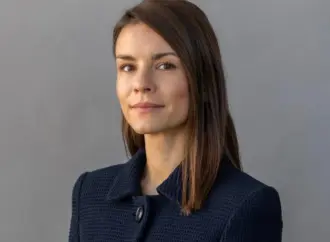 Lorna hajdini: What are the Allegations Against JPMorgan Executive ?
