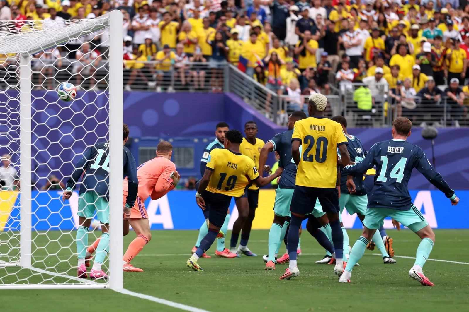 Gonzalo Plata scores Ecuador's winning goal against Germany