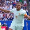 France and Spain prepare for semi-final showdown