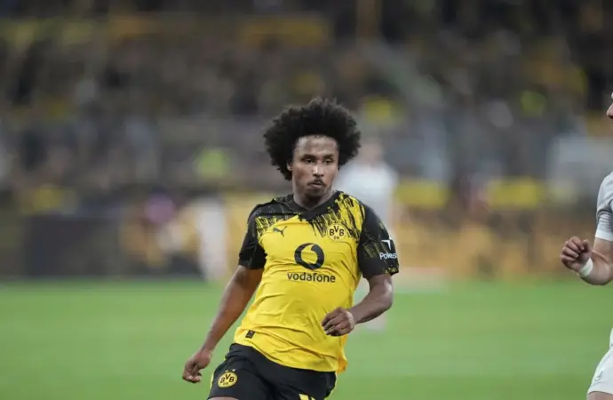 FC Barcelona and Borussia Dortmund Agree to Karim Adeyemi Transfer