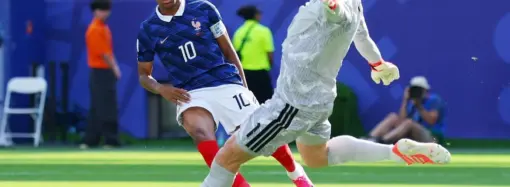 France defeats Sweden 3-0 to advance to World Cup last 16